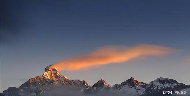 奇身亡全过程曝光网友评价两极分化开元棋牌网站25岁男子四川景区离(图6)